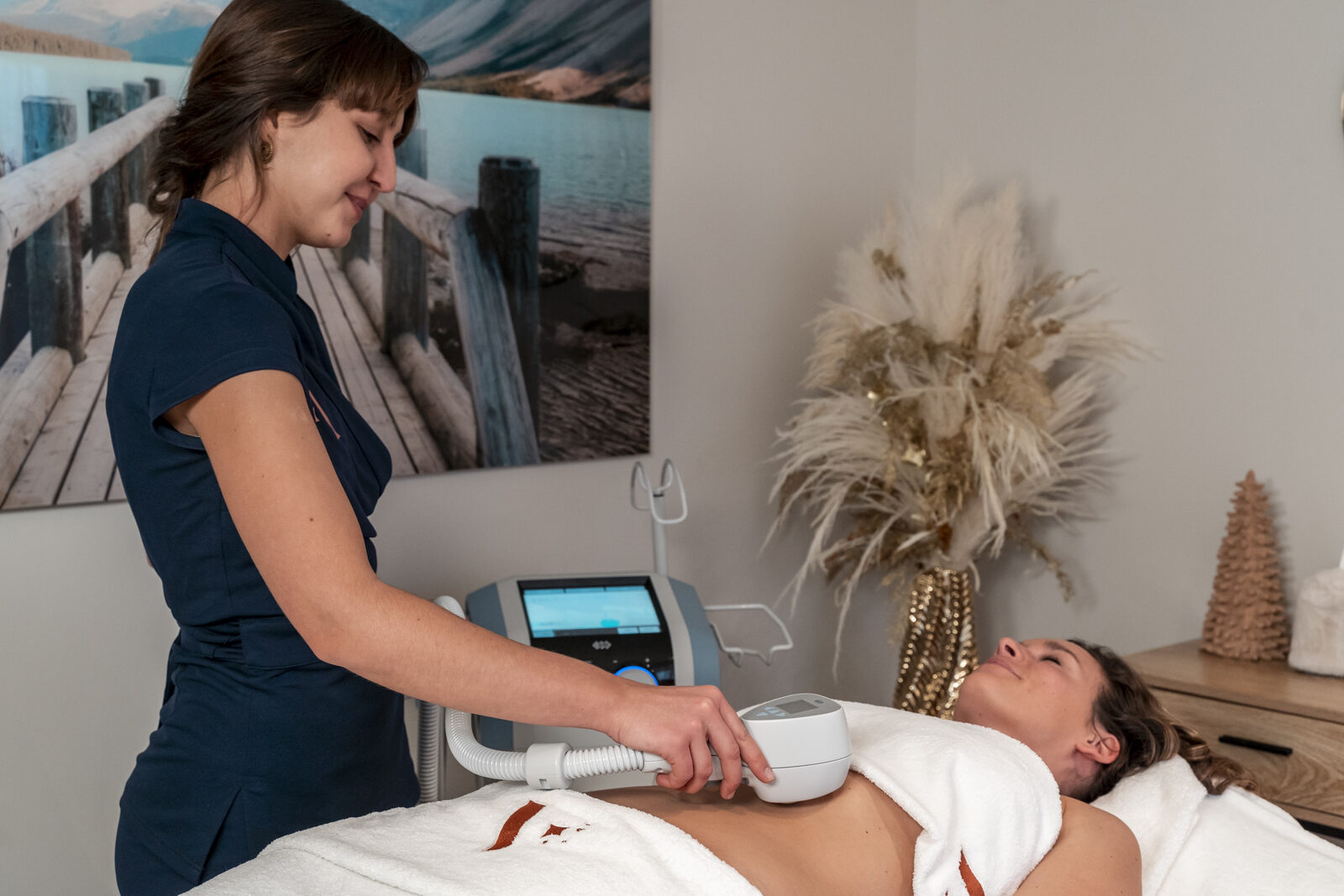 BTL Radiofrequency & Ultrasound treatment in progress